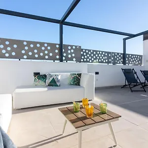 malaga-center-flat-mariblanca-12-sun-terrace-boutique.hotelsinnerja.org/
